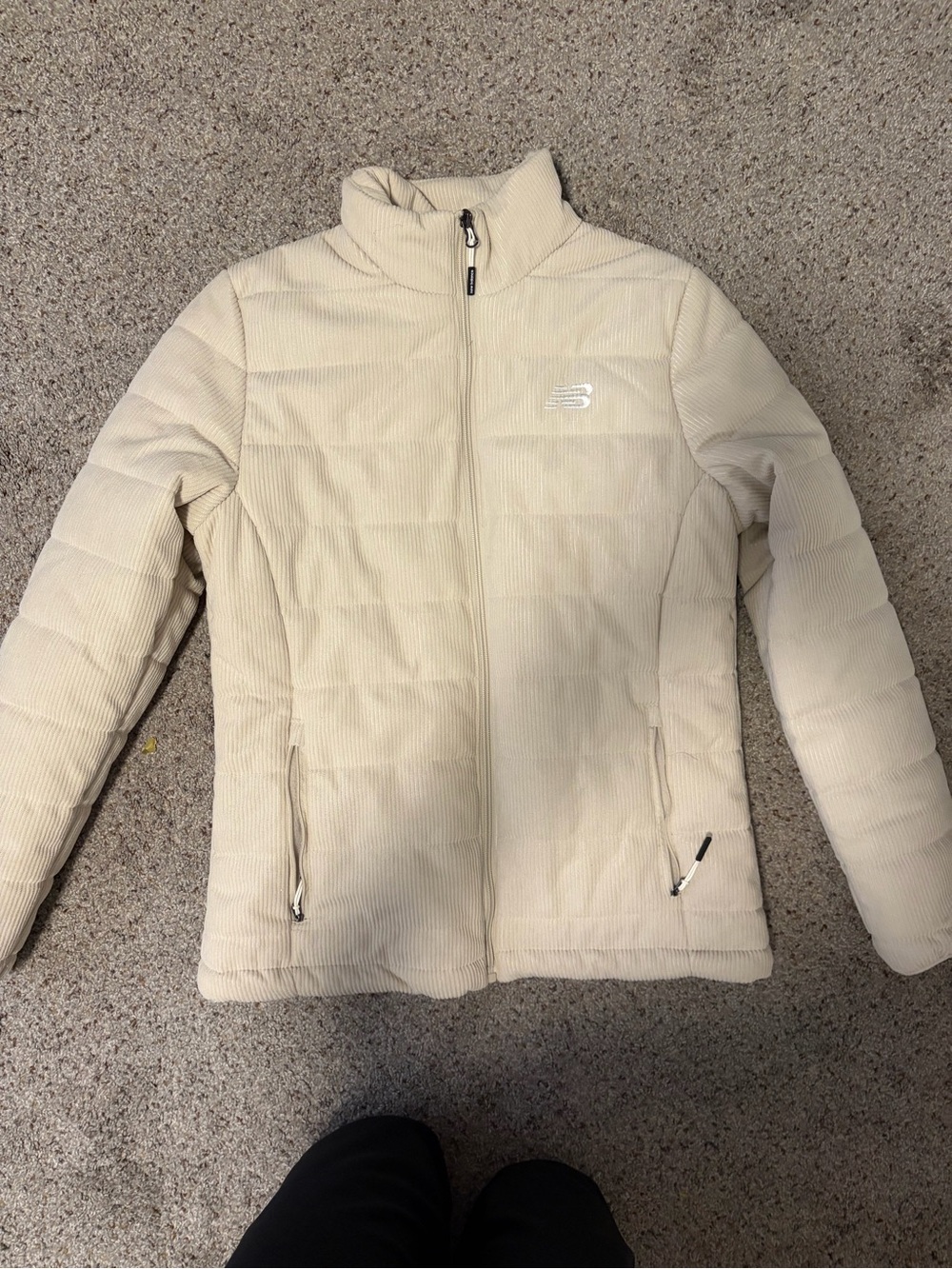 New Balance Women's Light Cream Quilted Puffer Jacket